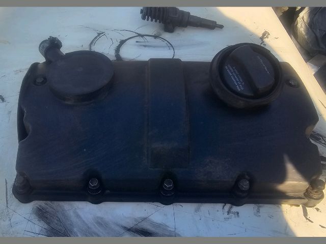 bontott AUDI A6 C5 Szelepfedél