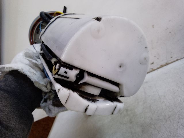 bontott AUDI A6 C5 Üzemanyag Szivattyú