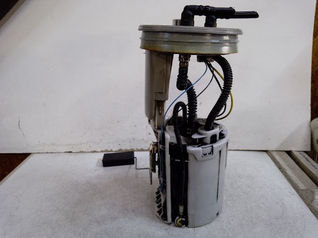 bontott AUDI A6 C5 Üzemanyag Szivattyú