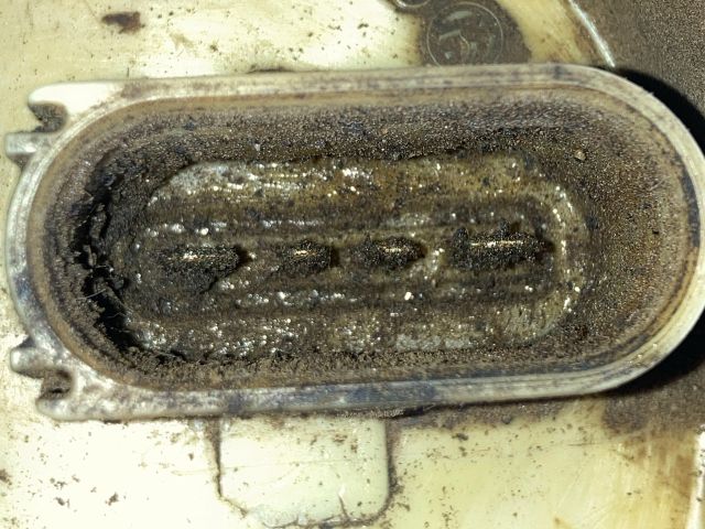 bontott AUDI A6 C5 Üzemanyag Szivattyú