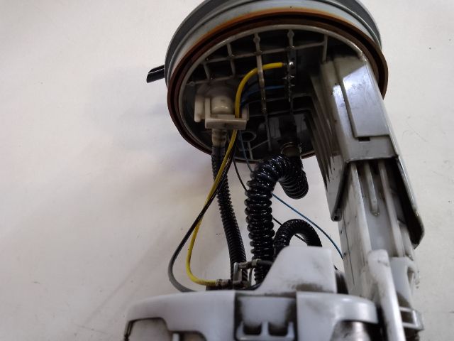 bontott AUDI A6 C5 Üzemanyag Szivattyú