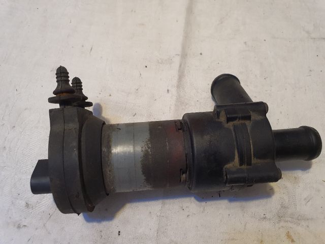 bontott AUDI A6 C5 Vízpumpa