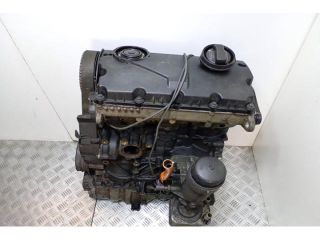bontott AUDI A6 C5 Motor (Fűzött blokk hengerfejjel)