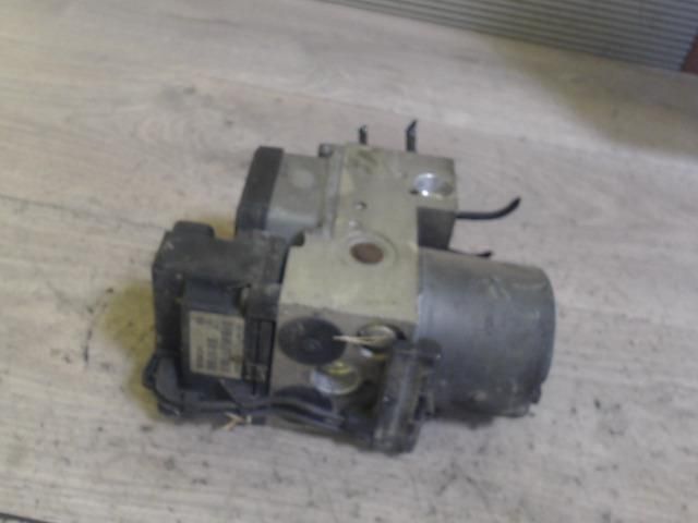 bontott AUDI A6 C5 ABS Kocka