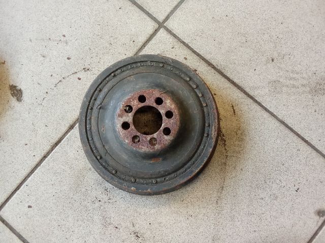 bontott AUDI A6 C5 Főtengely Szíjtárcsa