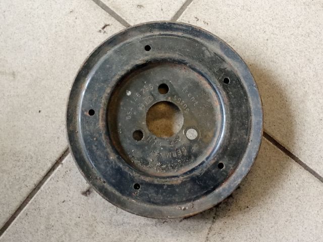 bontott AUDI A6 C5 Főtengely Szíjtárcsa