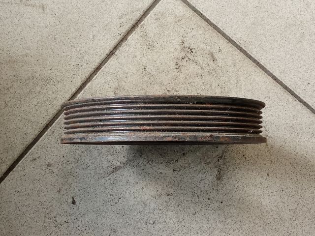 bontott AUDI A6 C5 Főtengely Szíjtárcsa