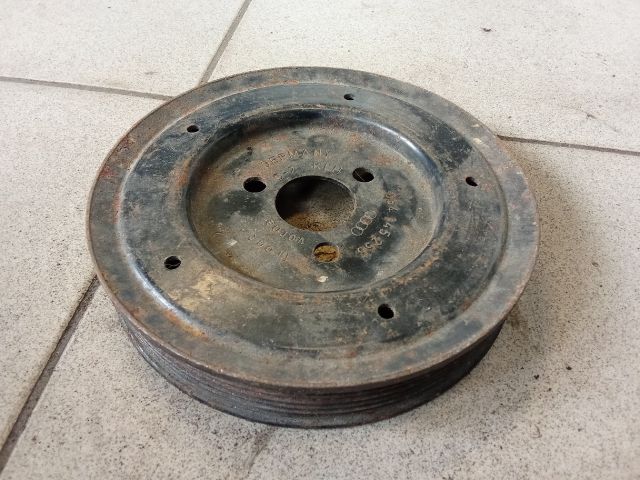 bontott AUDI A6 C5 Főtengely Szíjtárcsa