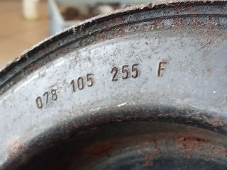 bontott AUDI A6 C5 Főtengely Szíjtárcsa