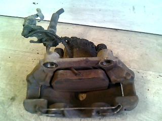 bontott AUDI A6 C5 Jobb első Féknyereg Munkahengerrel