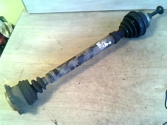 bontott AUDI A6 C5 Jobb Féltengely
