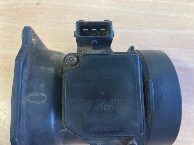 bontott AUDI A6 C5 Légtömegmérő