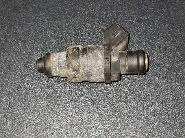 bontott AUDI A6 C5 Porlasztó (1 db)