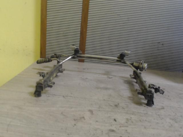 bontott AUDI A6 C5 Porlasztó Sor / Híd