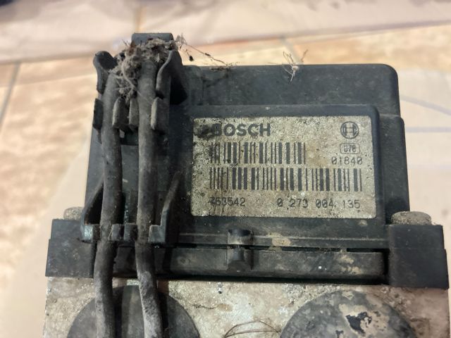 bontott AUDI A6 C5 ABS Kocka