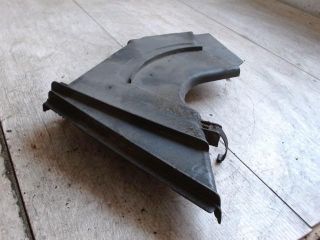 bontott AUDI A6 C5 Első Alsó Vezérlés Burkolat