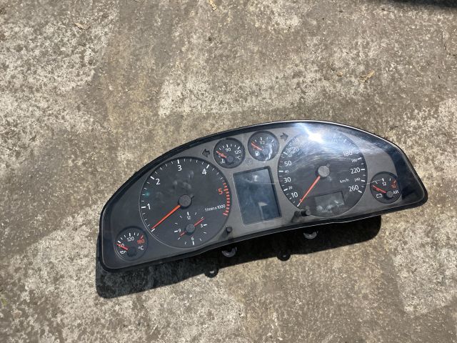 bontott AUDI A6 C5 Kilométeróra