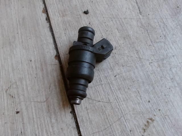 bontott AUDI A6 C5 Porlasztó (1 db)