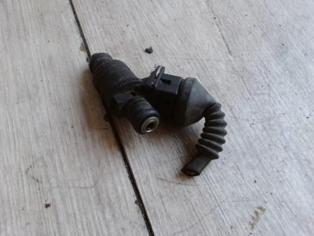 bontott AUDI A6 C5 Porlasztó (1 db)