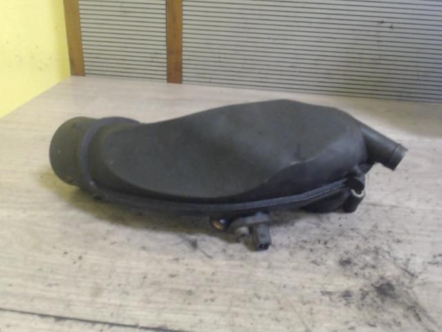 bontott AUDI A6 C5 Szívó Cső