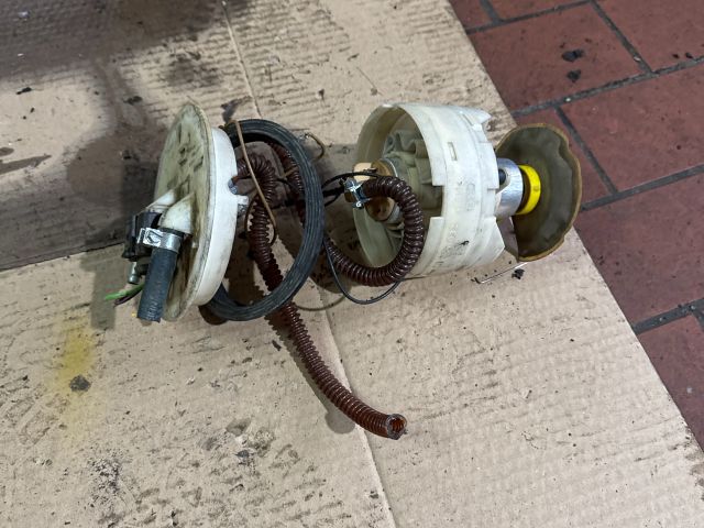 bontott AUDI A6 C5 Üzemanyag Szivattyú