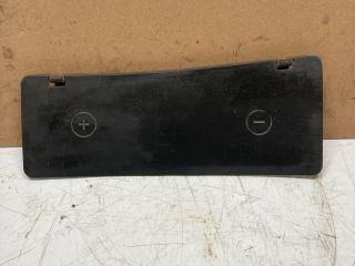 bontott AUDI A6 C5 Akkumulátor Fedél