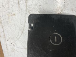 bontott AUDI A6 C5 Akkumulátor Fedél