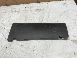 bontott AUDI A6 C5 Akkumulátor Fedél