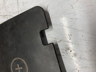 bontott AUDI A6 C5 Akkumulátor Fedél