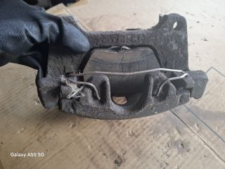 bontott AUDI A6 C5 Bal első Féknyereg Munkahengerrel