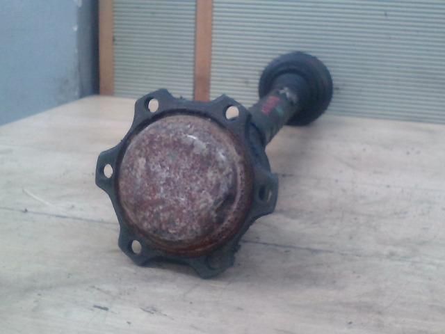 bontott AUDI A6 C5 Bal Féltengely