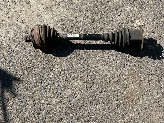 bontott AUDI A6 C5 Bal Féltengely