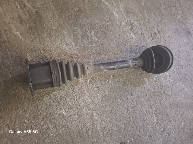 bontott AUDI A6 C5 Bal Féltengely