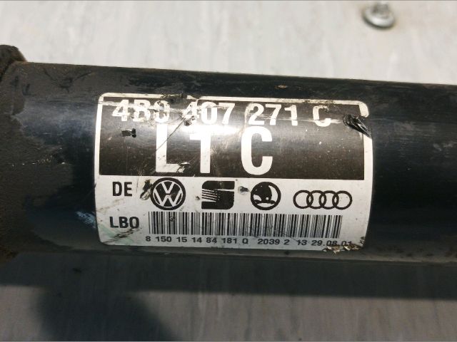 bontott AUDI A6 C5 Bal Féltengely