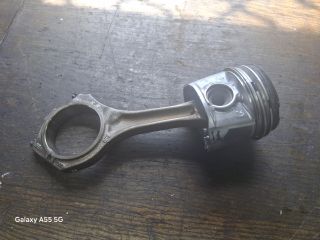 bontott AUDI A6 C5 Dugattyú és Hajtókar