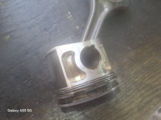 bontott AUDI A6 C5 Dugattyú és Hajtókar