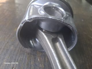 bontott AUDI A6 C5 Dugattyú és Hajtókar