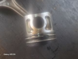 bontott AUDI A6 C5 Dugattyú és Hajtókar