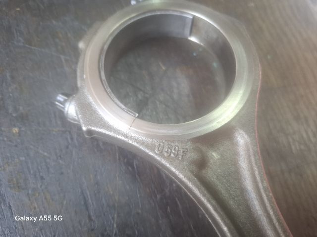 bontott AUDI A6 C5 Dugattyú és Hajtókar