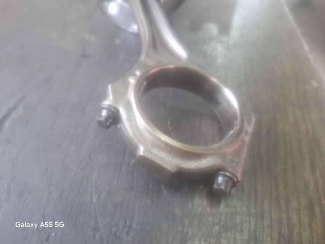 bontott AUDI A6 C5 Dugattyú és Hajtókar