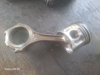 bontott AUDI A6 C5 Dugattyú és Hajtókar