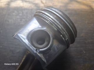 bontott AUDI A6 C5 Dugattyú és Hajtókar