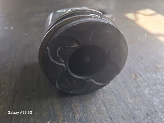 bontott AUDI A6 C5 Dugattyú és Hajtókar