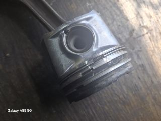 bontott AUDI A6 C5 Dugattyú és Hajtókar