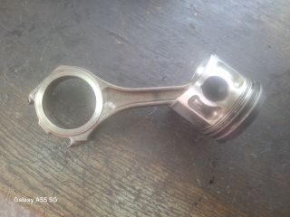 bontott AUDI A6 C5 Dugattyú és Hajtókar