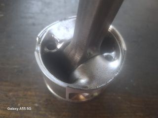 bontott AUDI A6 C5 Dugattyú és Hajtókar