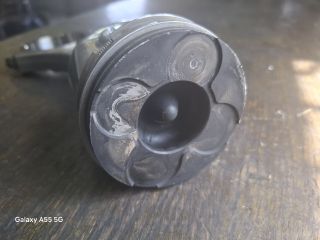 bontott AUDI A6 C5 Dugattyú és Hajtókar