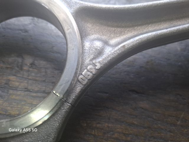 bontott AUDI A6 C5 Dugattyú és Hajtókar