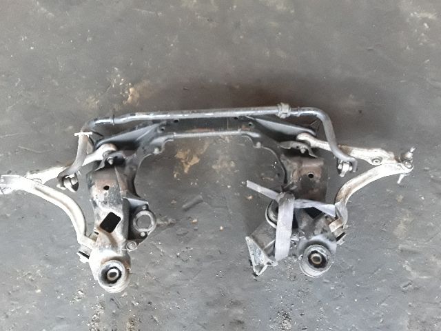 bontott AUDI A6 C5 Első Bölcső