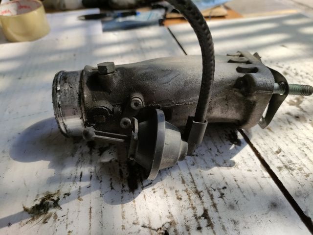 bontott AUDI A6 C5 Fojtószelep (Mechanikus)